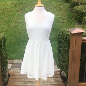 Elegant White Lace Dress